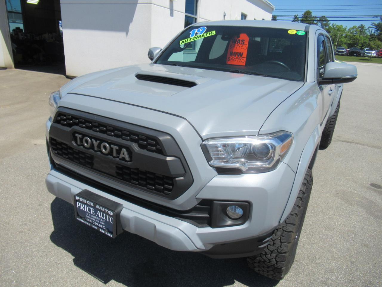 Toyota Tacoma  2019