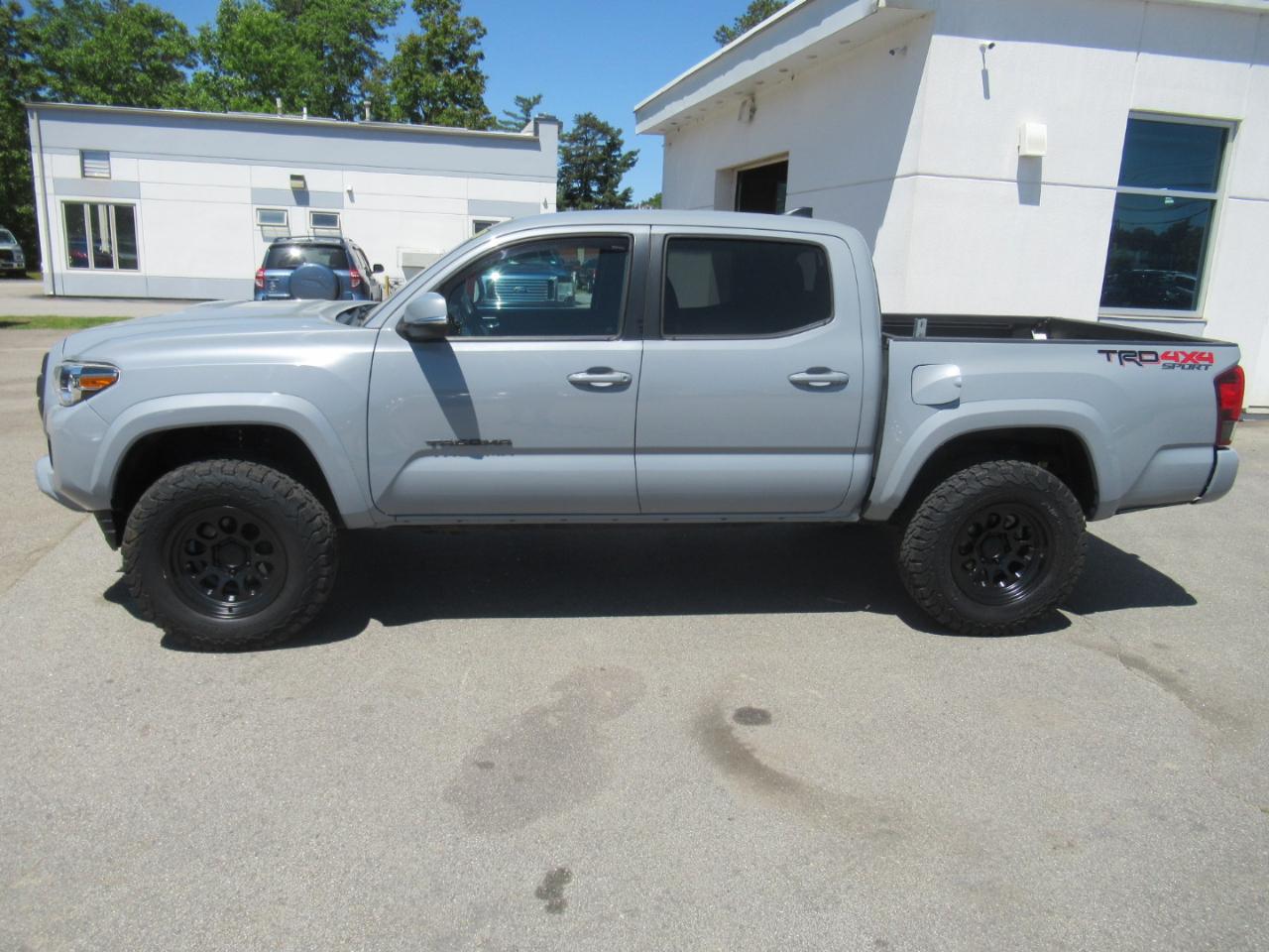 Toyota Tacoma  2019