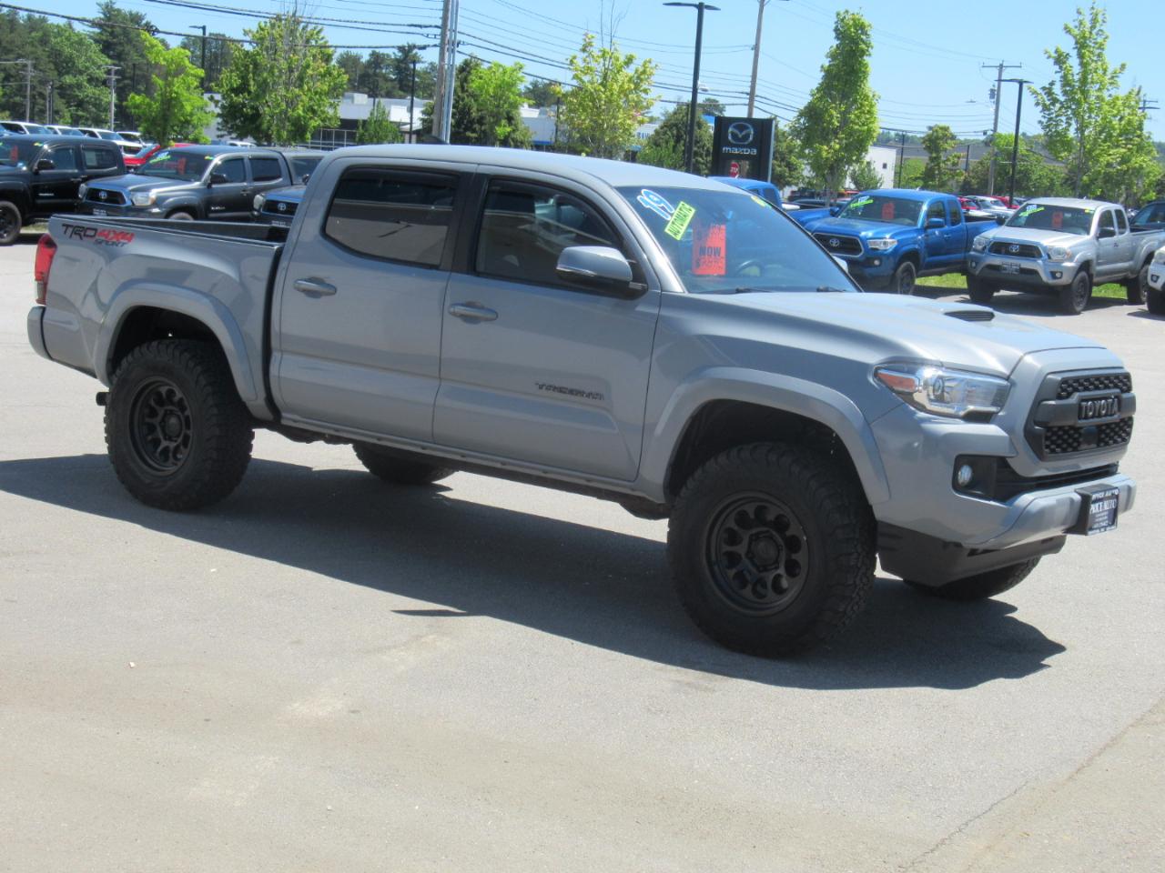 Toyota Tacoma  2019
