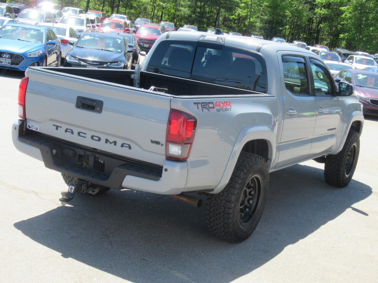 Toyota Tacoma  2019
