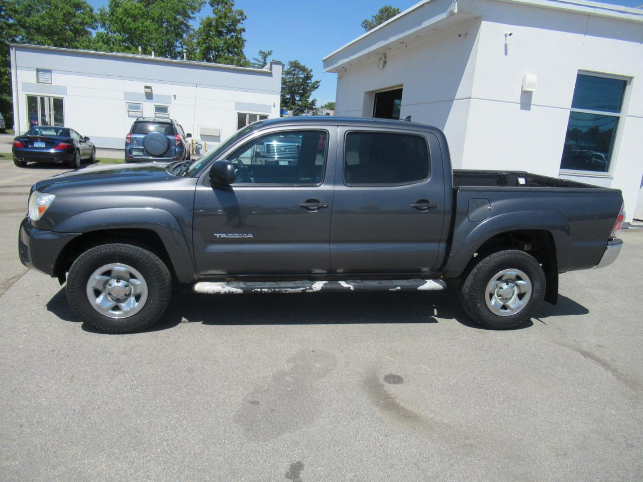 Toyota Tacoma  2012