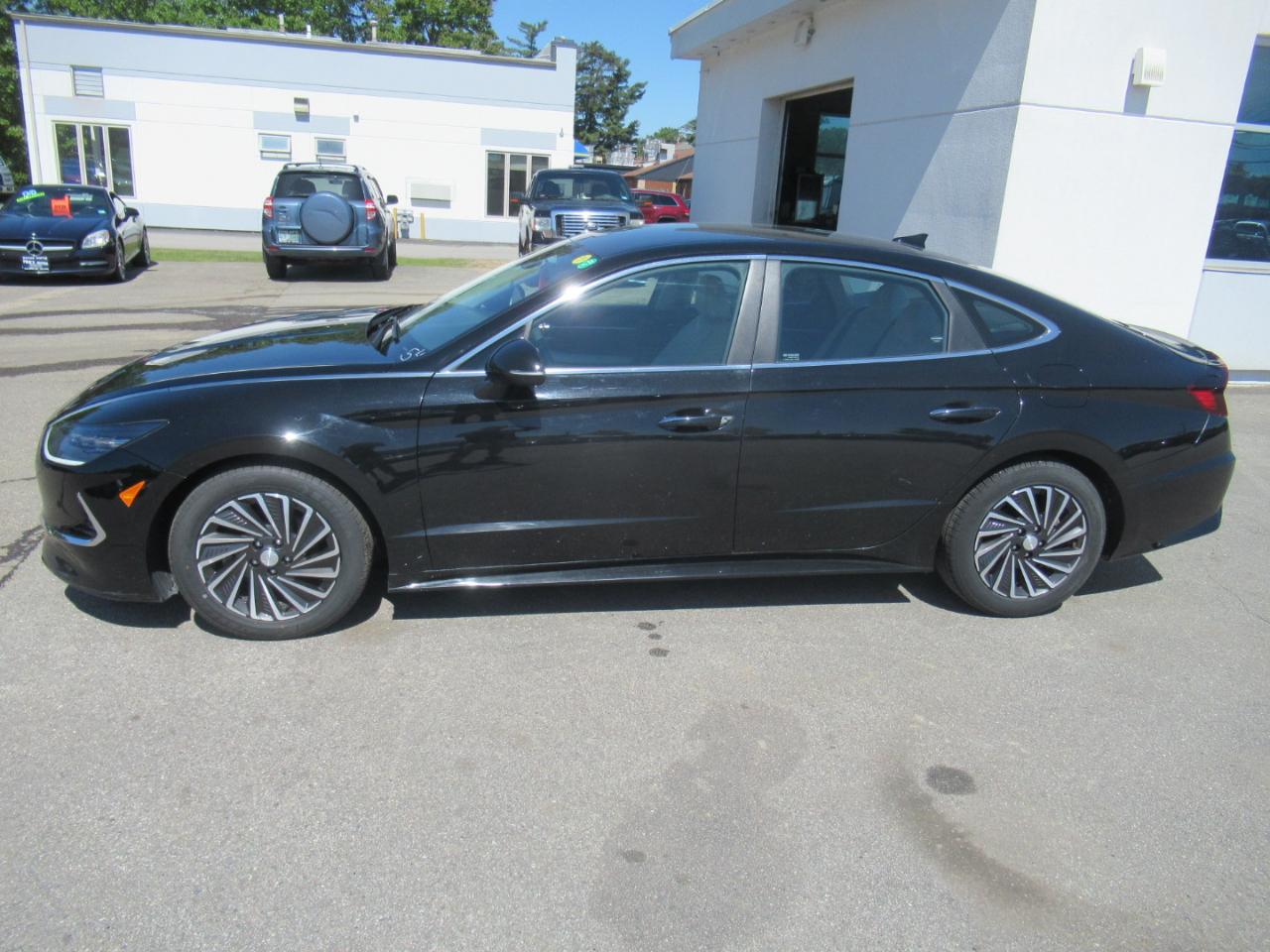Hyundai Sonata Hybrid  2023