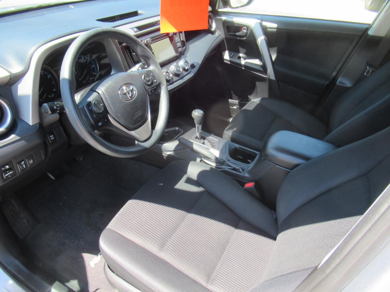Toyota RAV4  2017