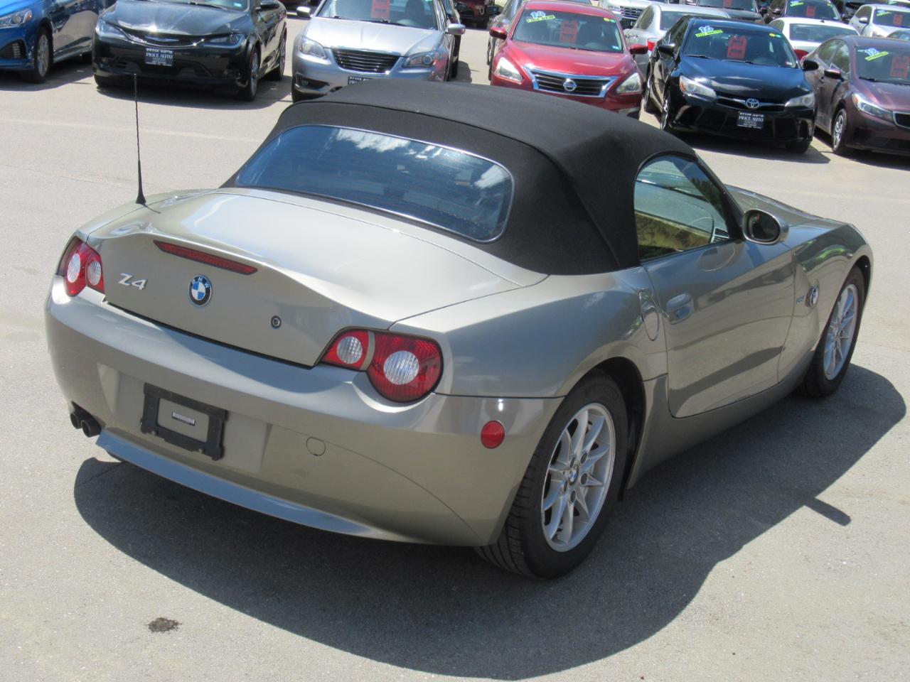 BMW Z4  2005