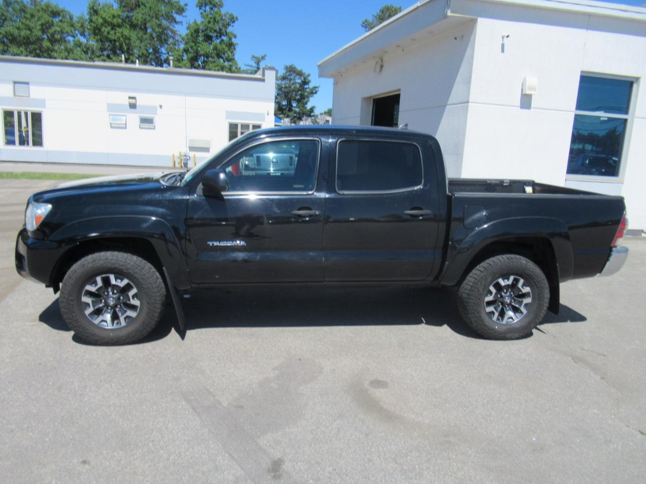 Toyota Tacoma  2014