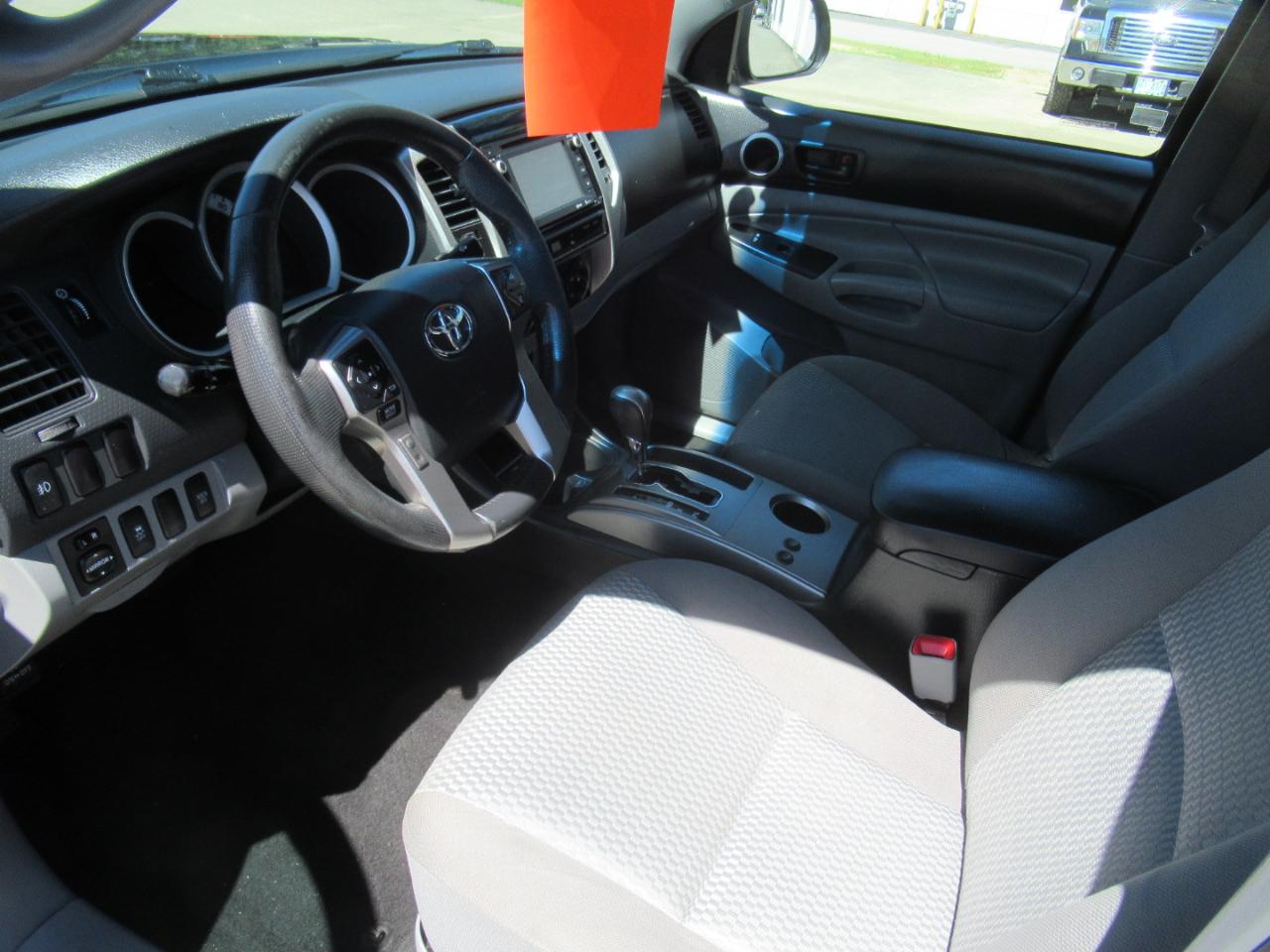 Toyota Tacoma  2014
