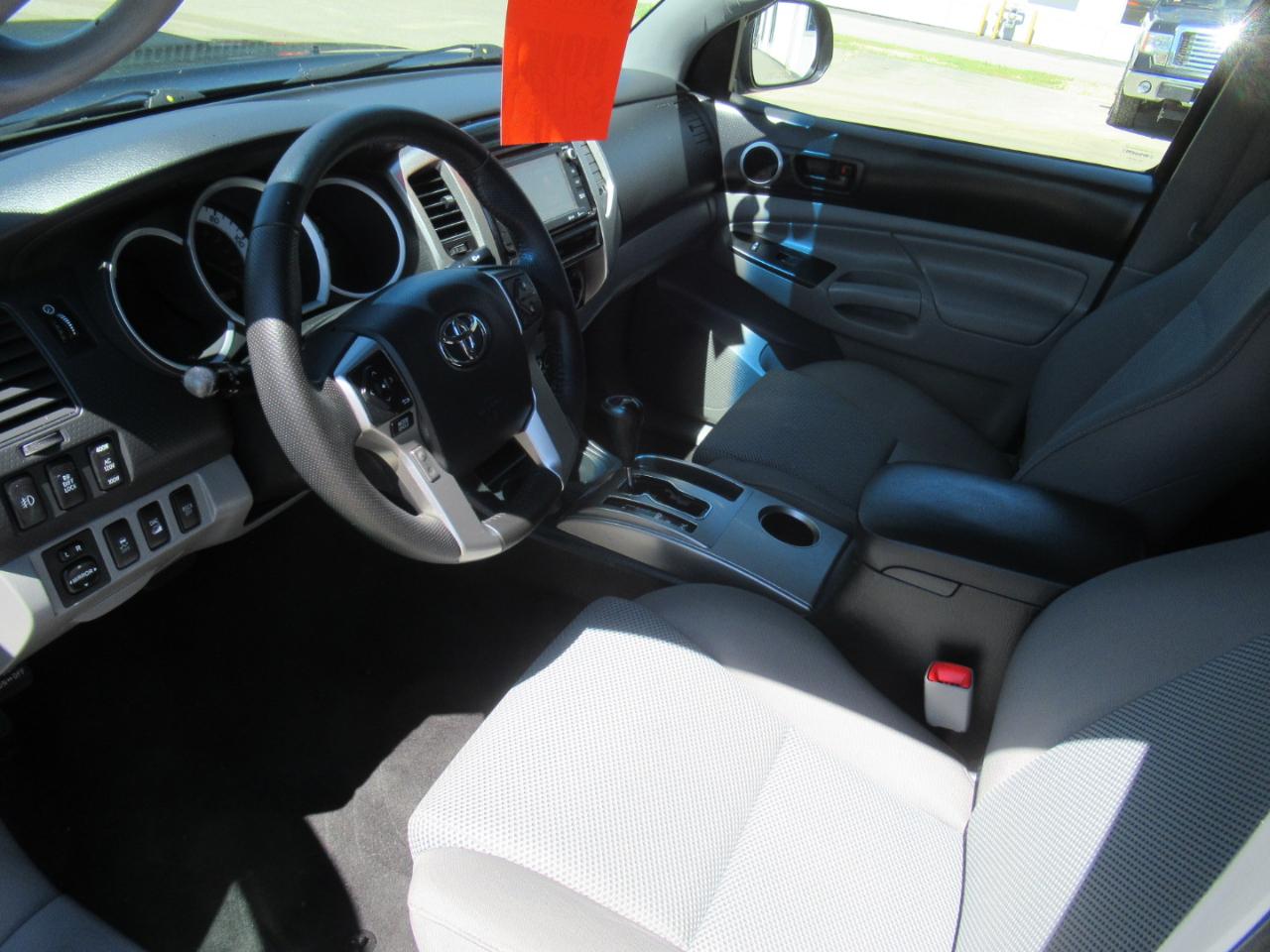 Toyota Tacoma  2015