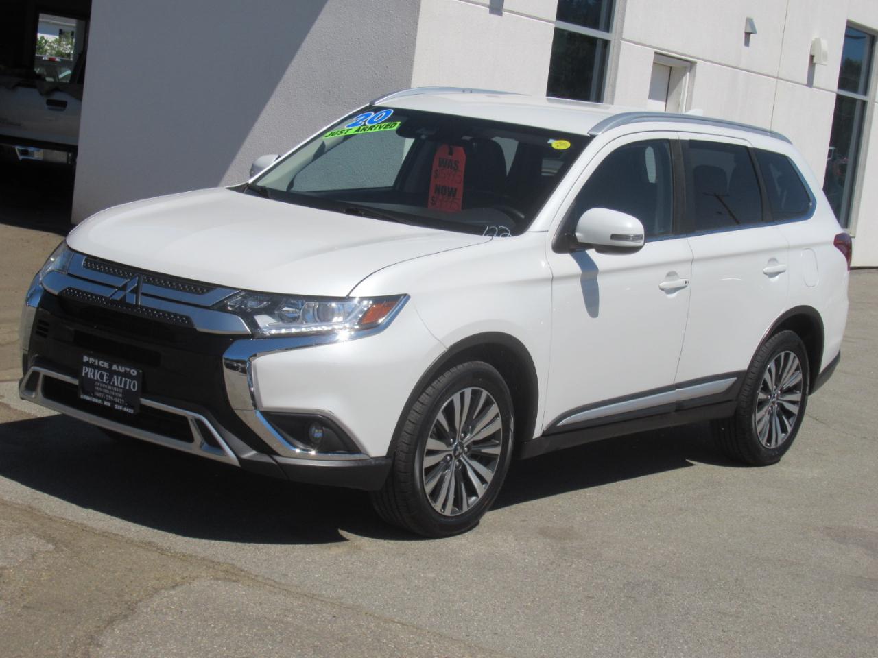 Mitsubishi Outlander  2020