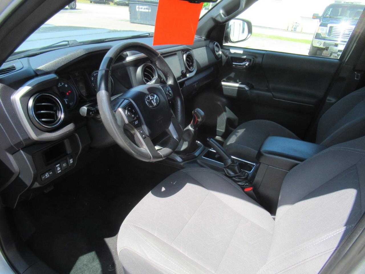 Toyota Tacoma  2018