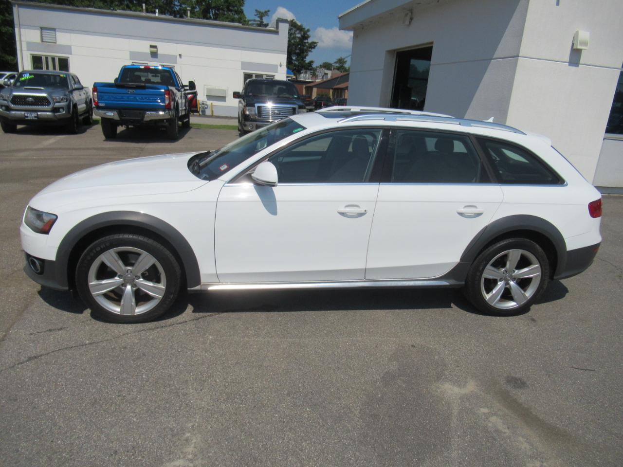 Audi allroad  2014