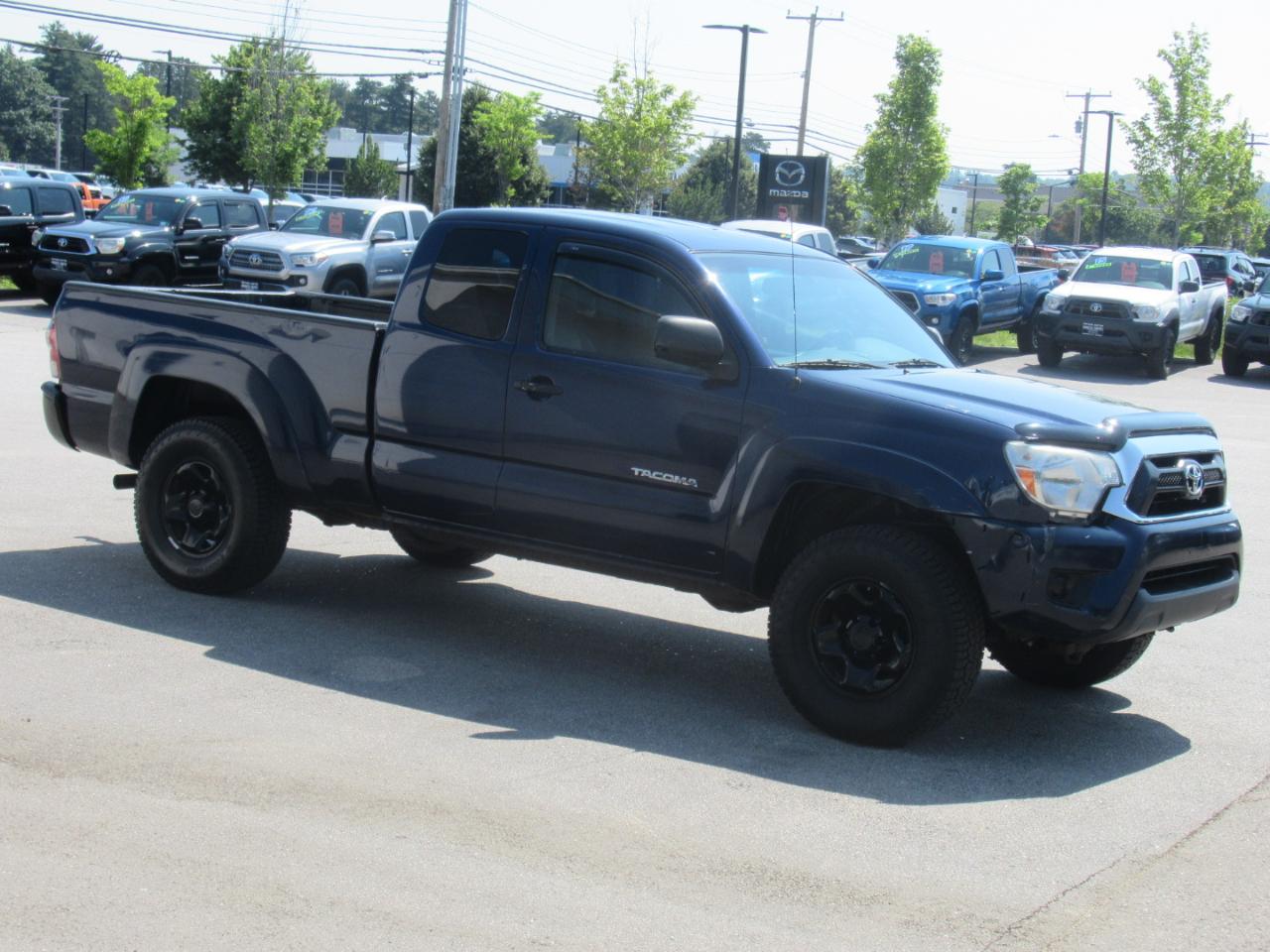 Toyota Tacoma  2013