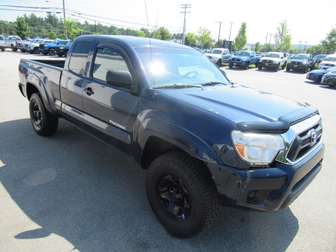 Toyota Tacoma  2013