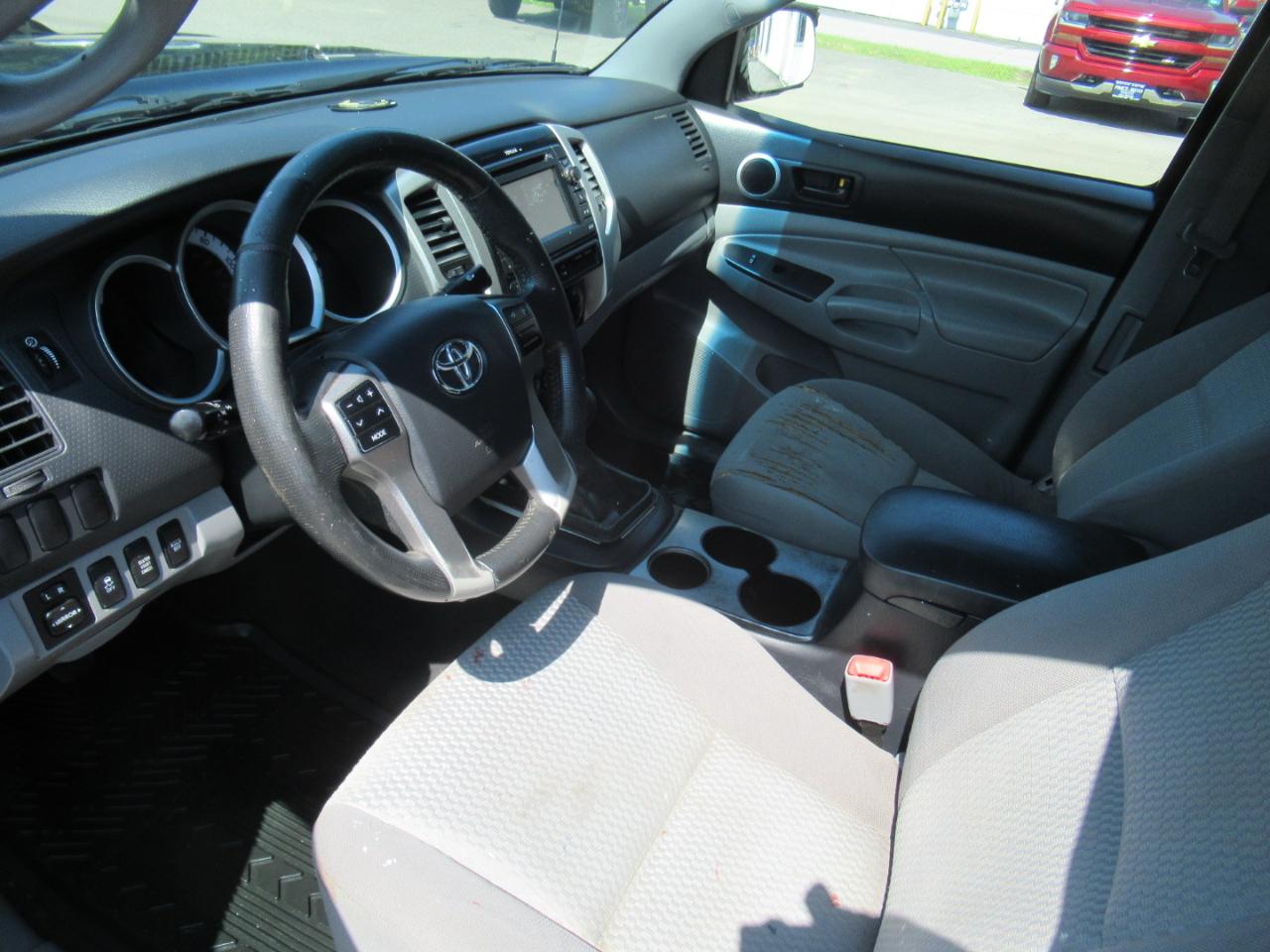 Toyota Tacoma  2013