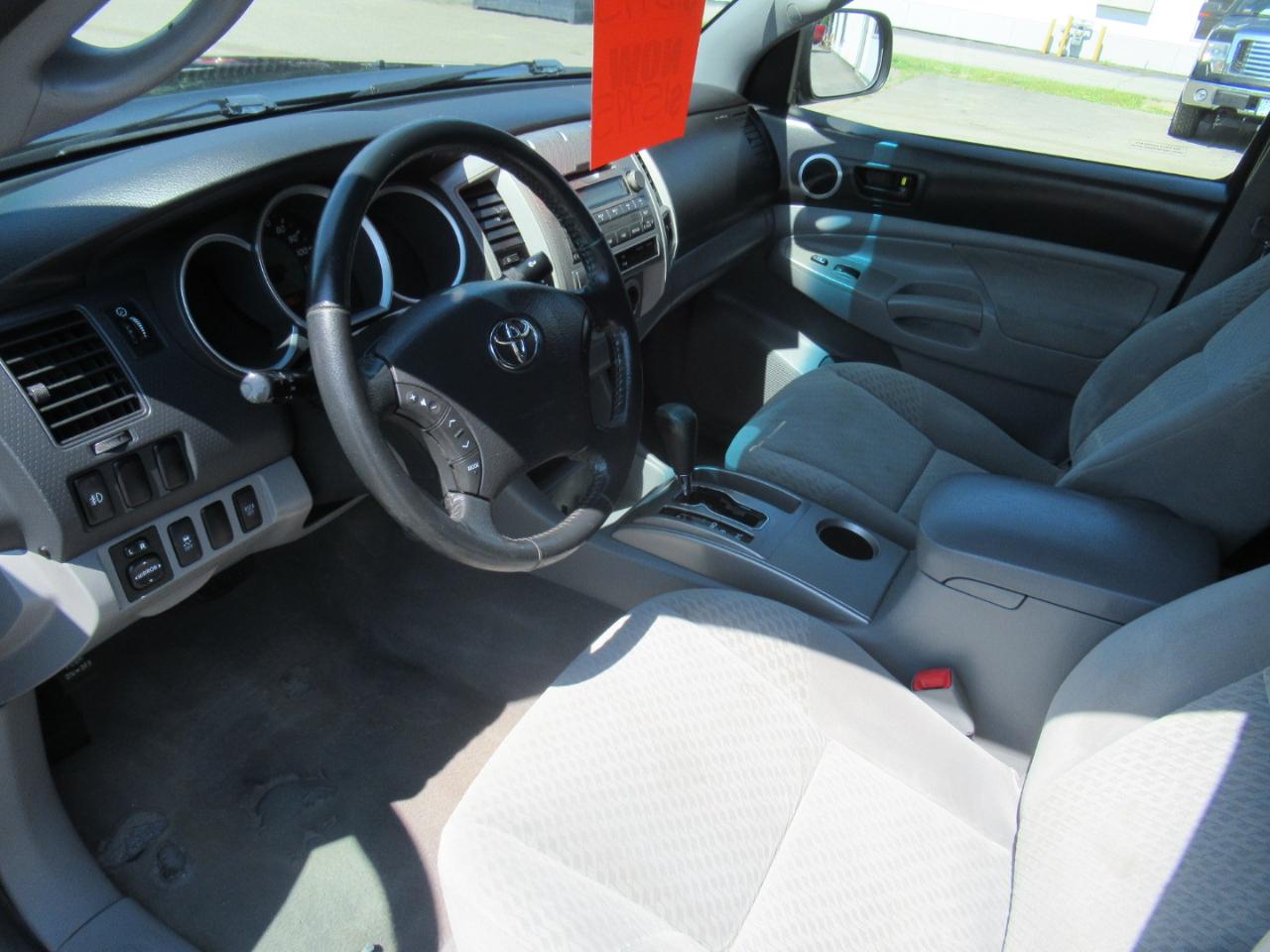 Toyota Tacoma  2010