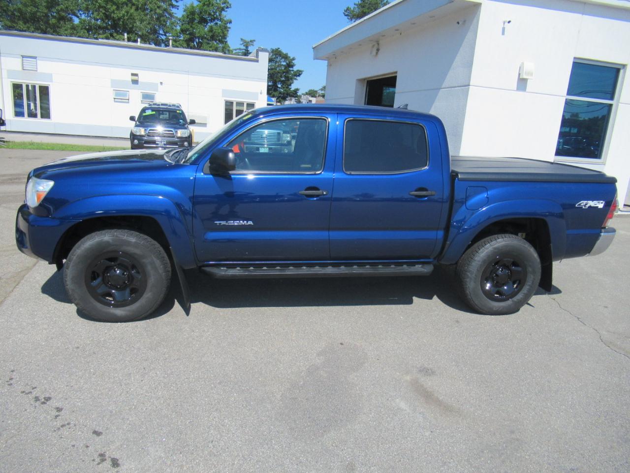 Toyota Tacoma  2015