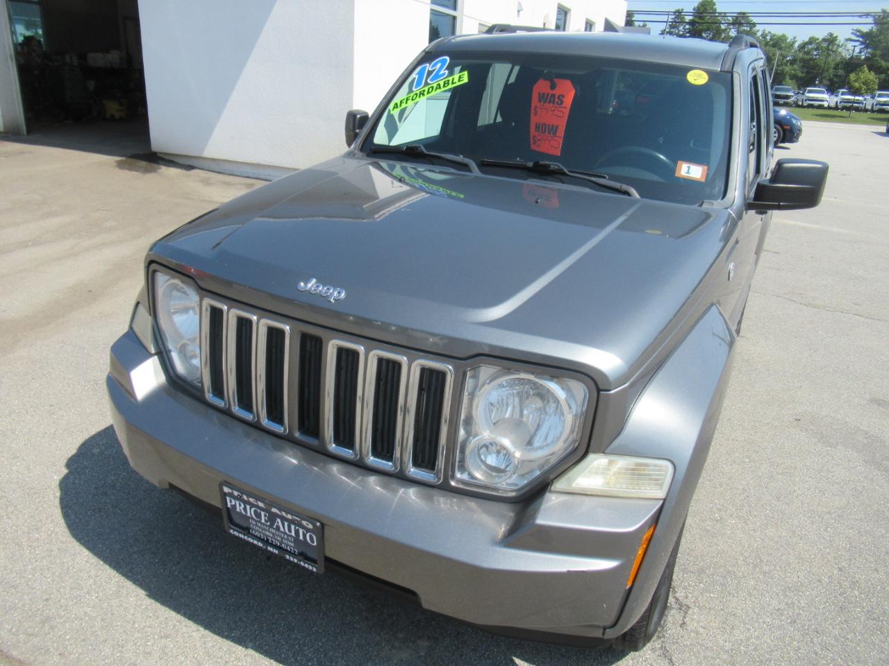 Jeep Liberty  2012