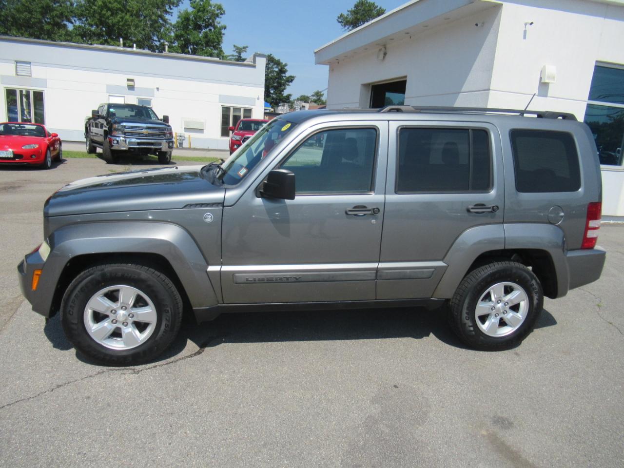 Jeep Liberty  2012