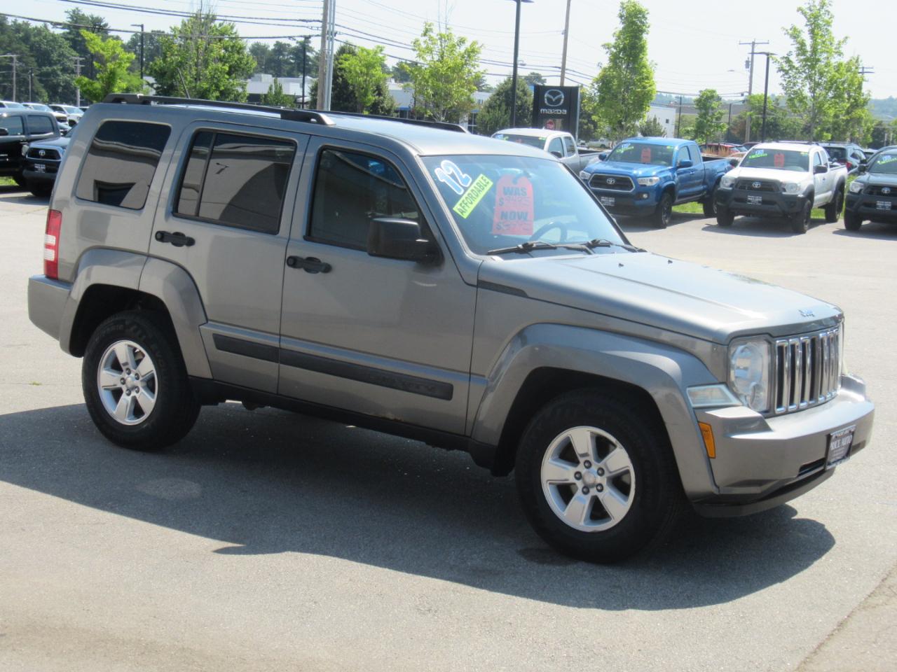 Jeep Liberty  2012