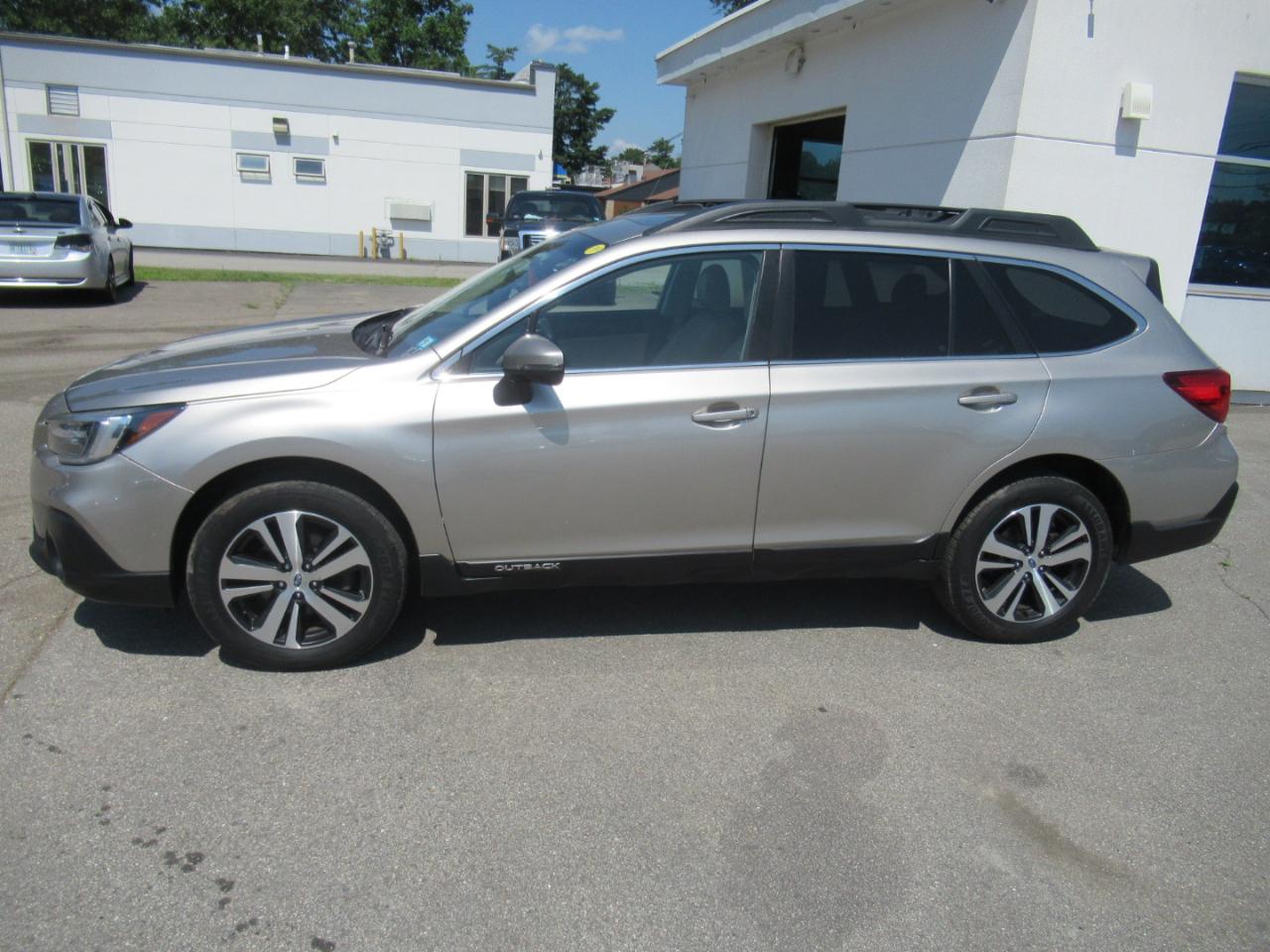 Subaru Outback  2019