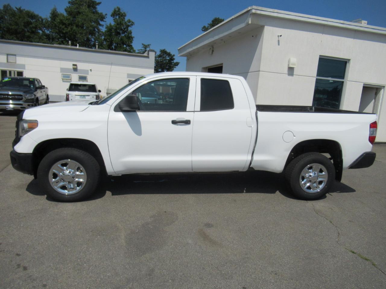 Toyota Tundra  2019