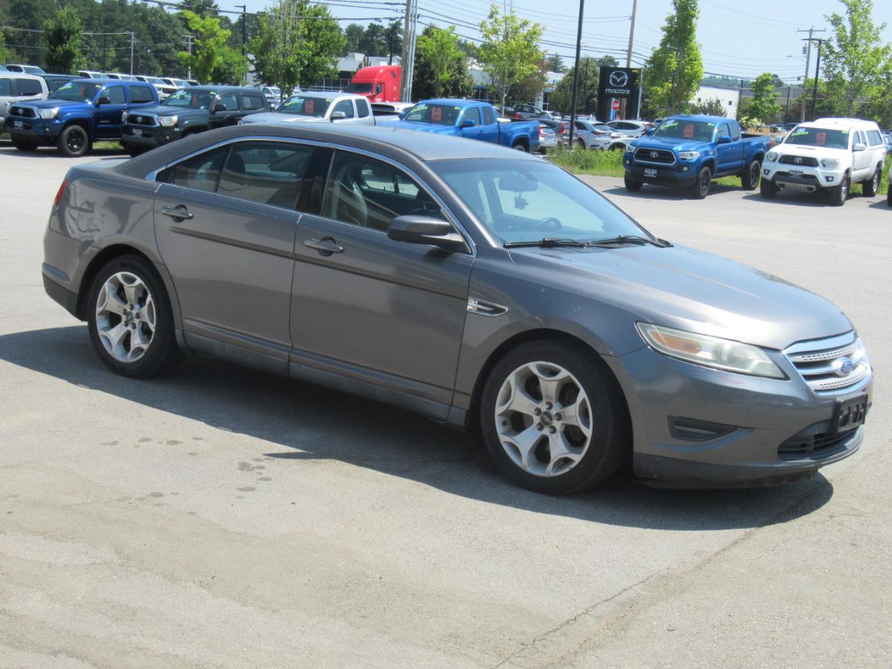 Ford Taurus  2011