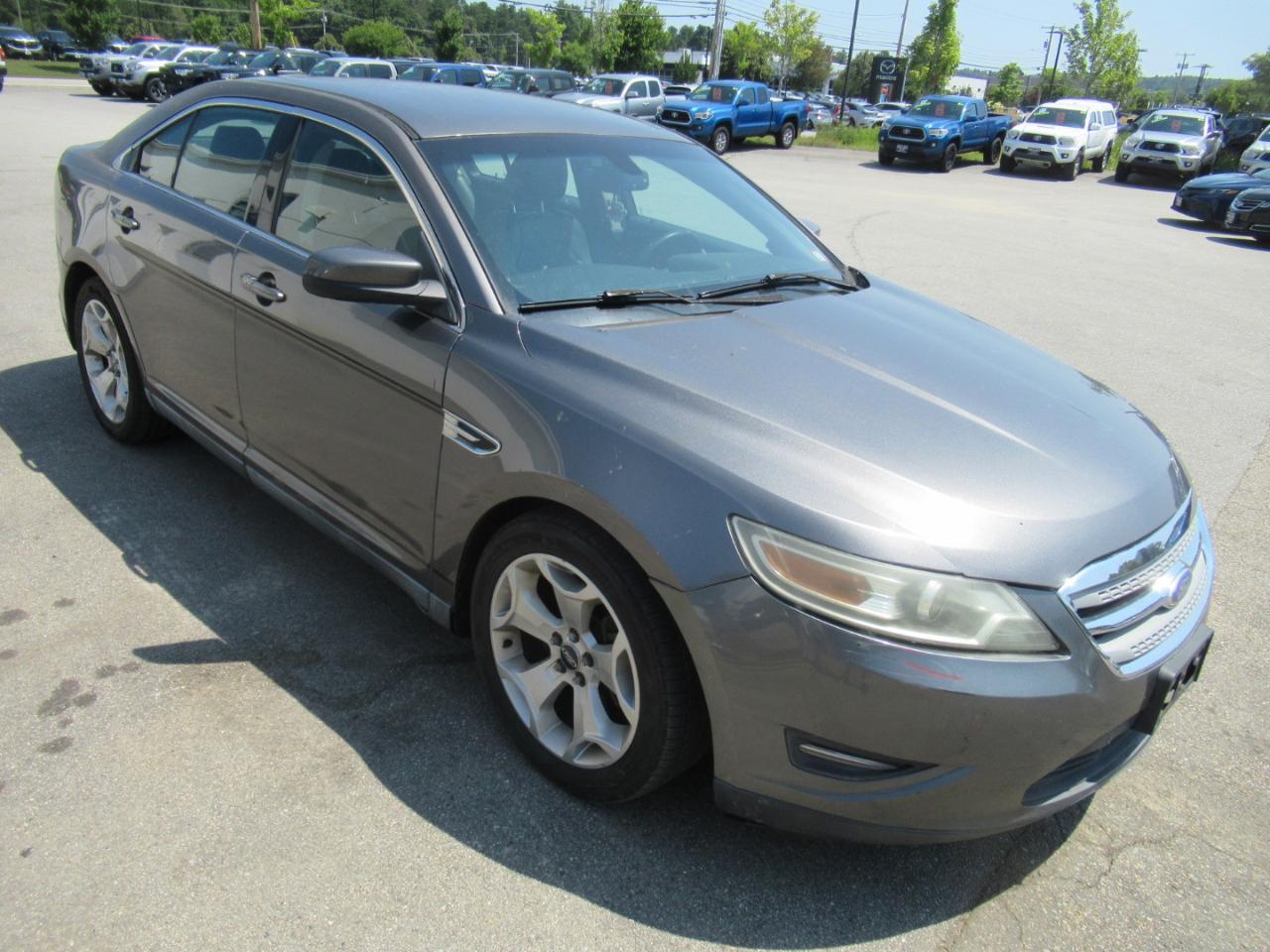 Ford Taurus  2011