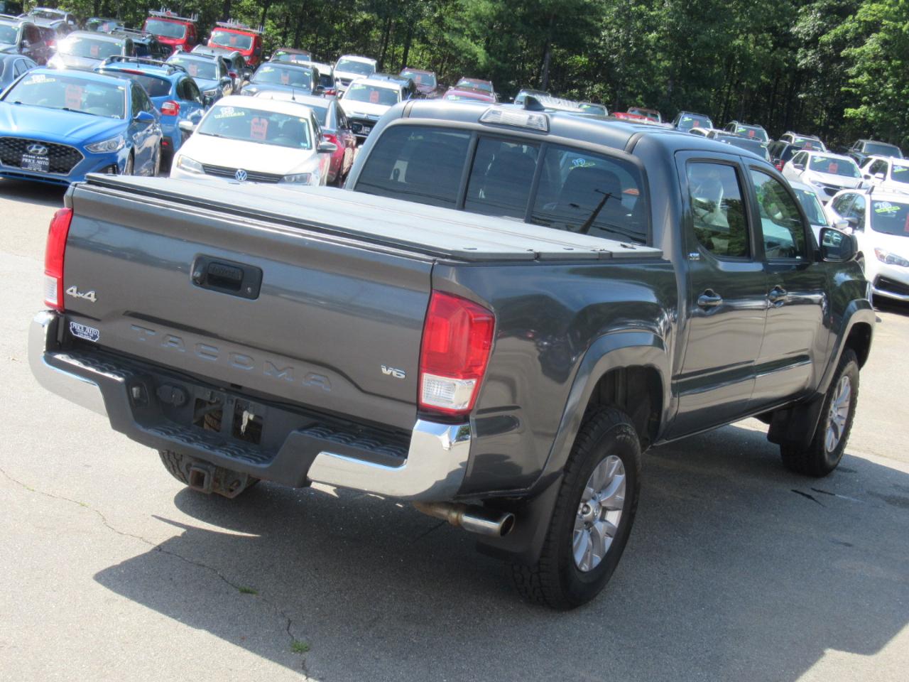 Toyota Tacoma  2016