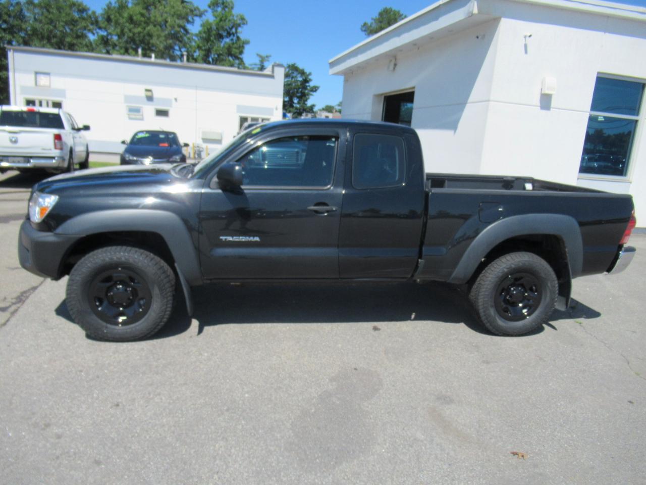 Toyota Tacoma  2012