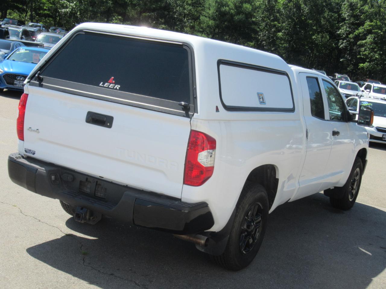Toyota Tundra  2021