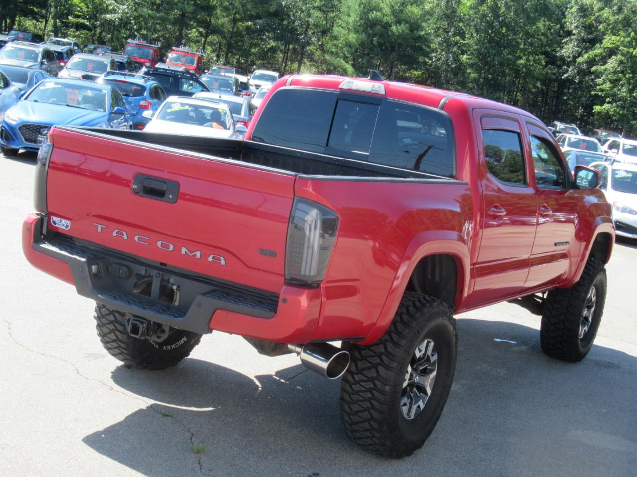 Toyota Tacoma  2018