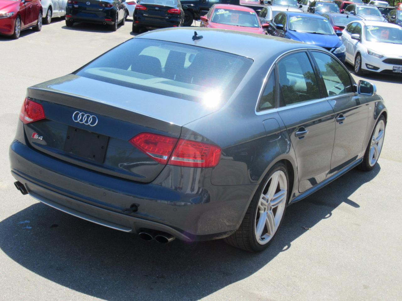Audi S4  2011