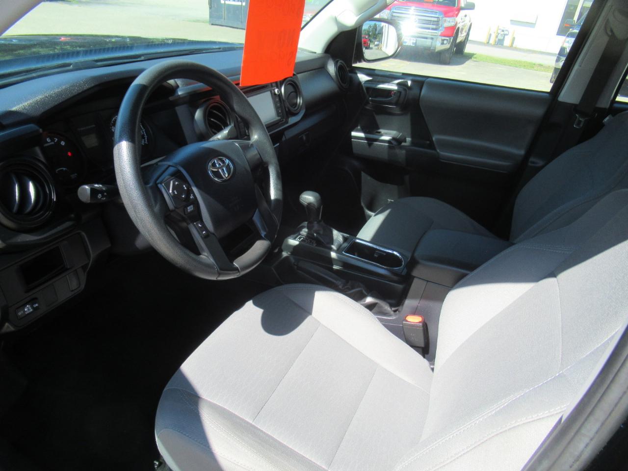 Toyota Tacoma  2017