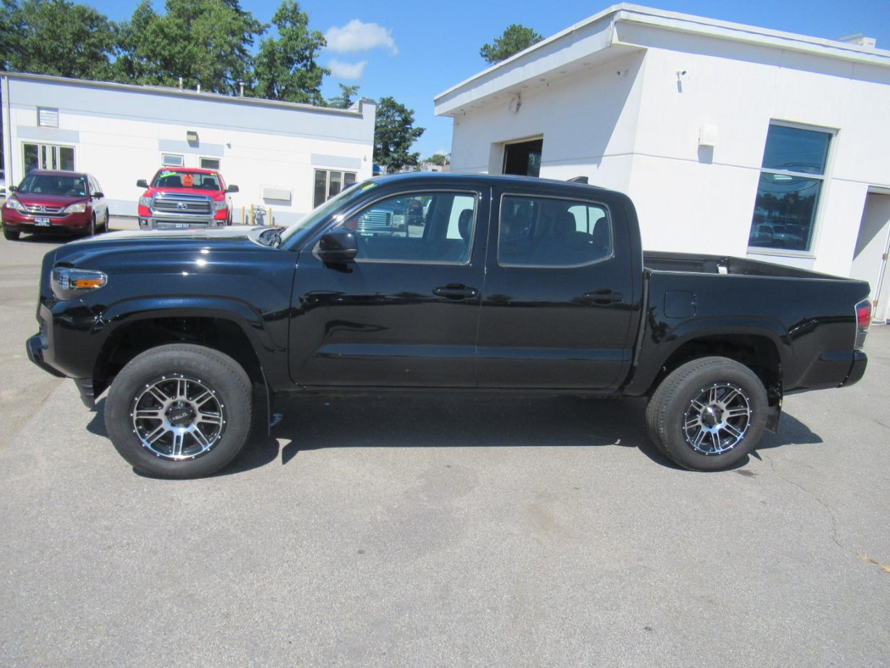 Toyota Tacoma  2018
