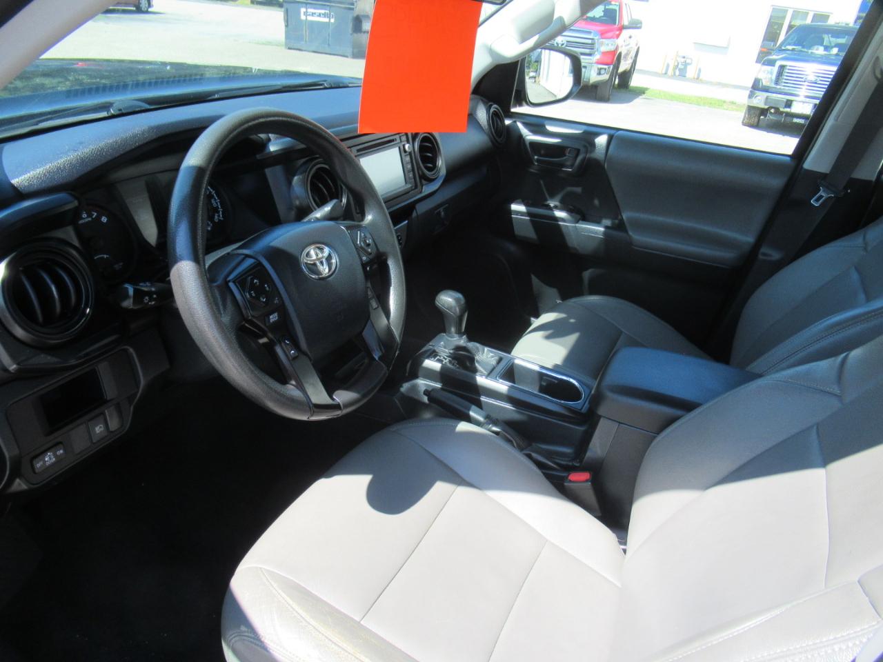 Toyota Tacoma  2018