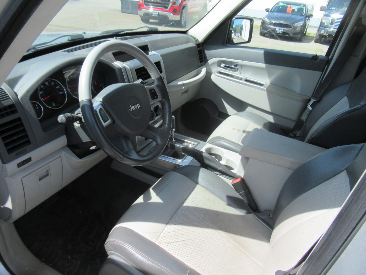 Jeep Liberty  2008