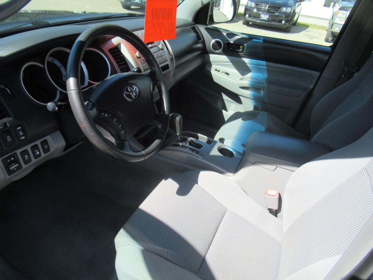 Toyota Tacoma  2011