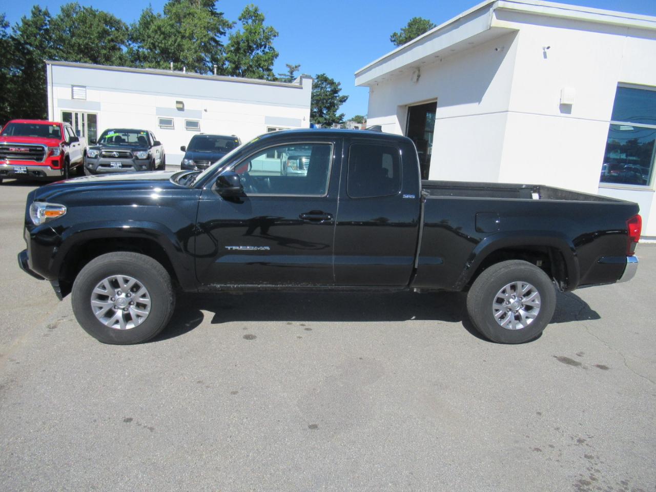 Toyota Tacoma  2018