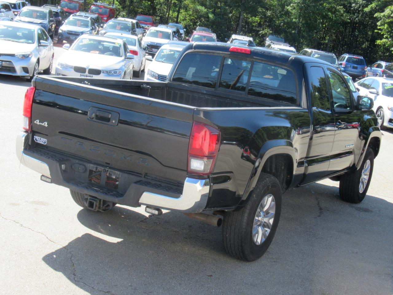 Toyota Tacoma  2018
