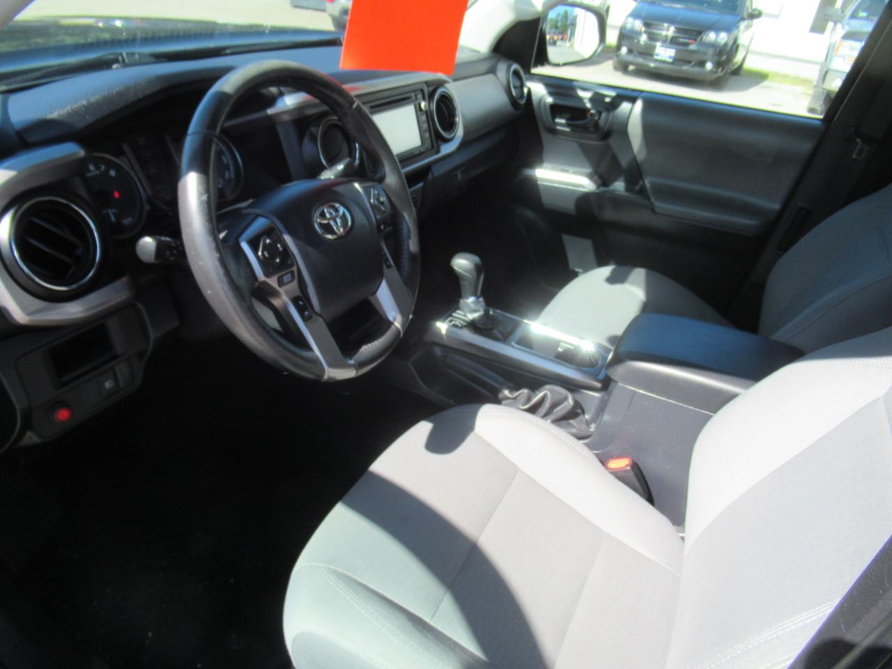 Toyota Tacoma  2018