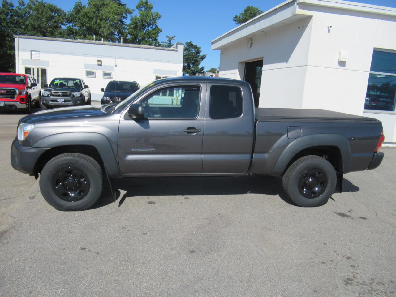 Toyota Tacoma  2015