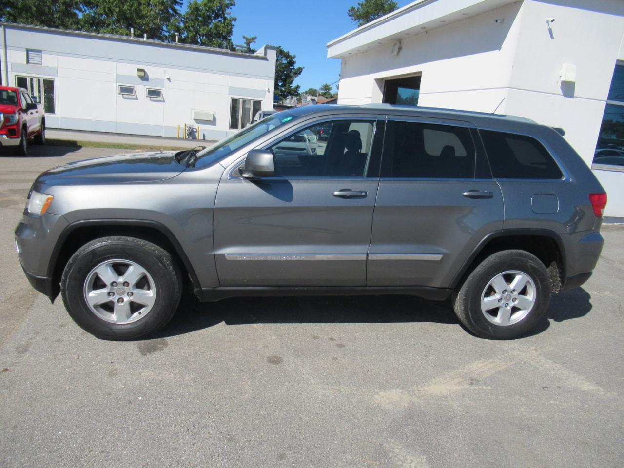Jeep Grand Cherokee  2012