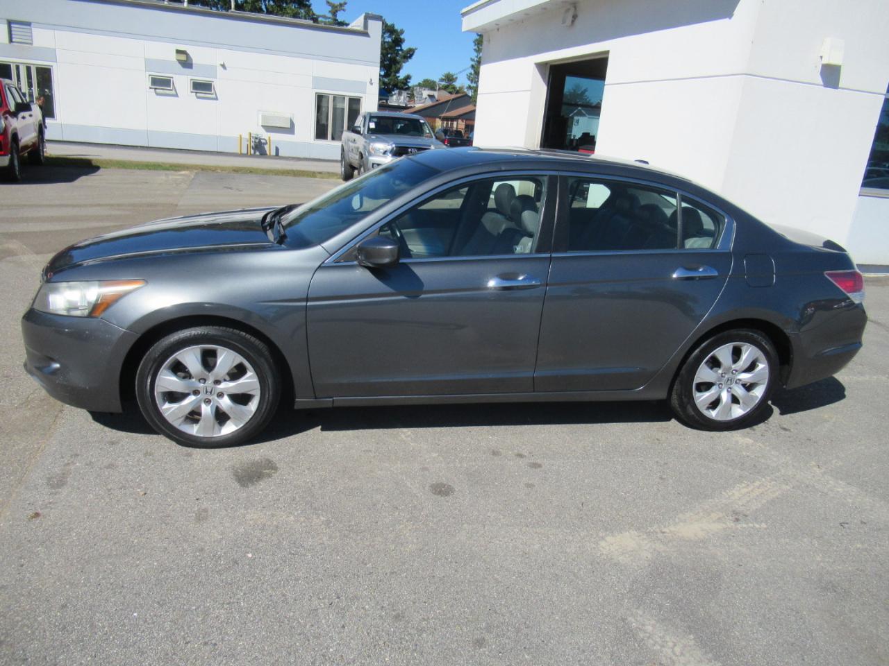Honda Accord  2010