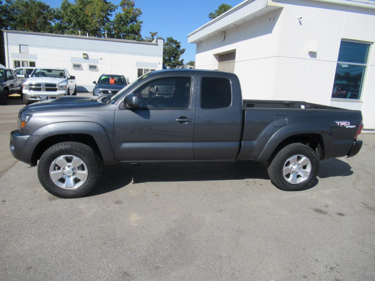 Toyota Tacoma  2010