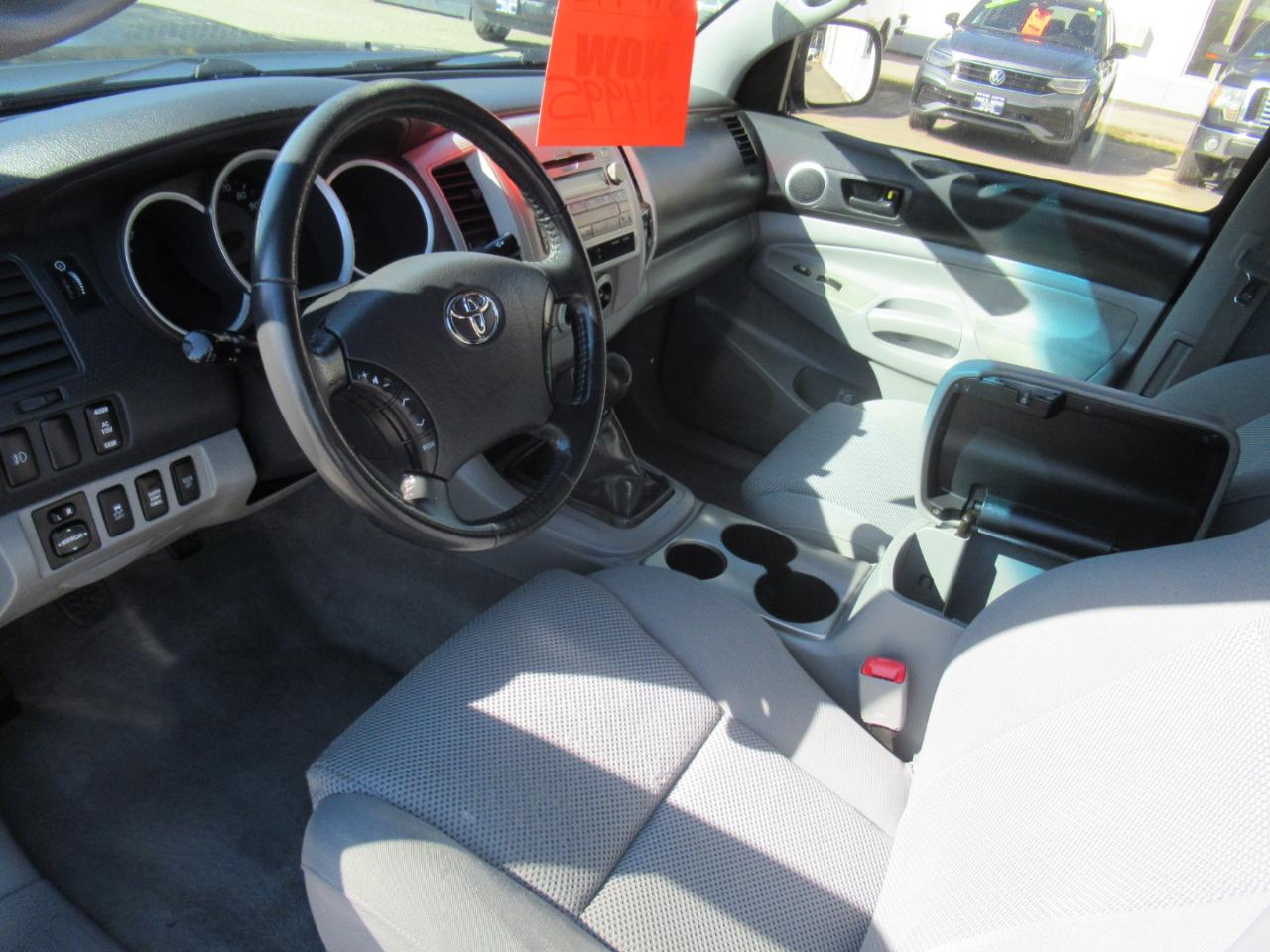 Toyota Tacoma  2010