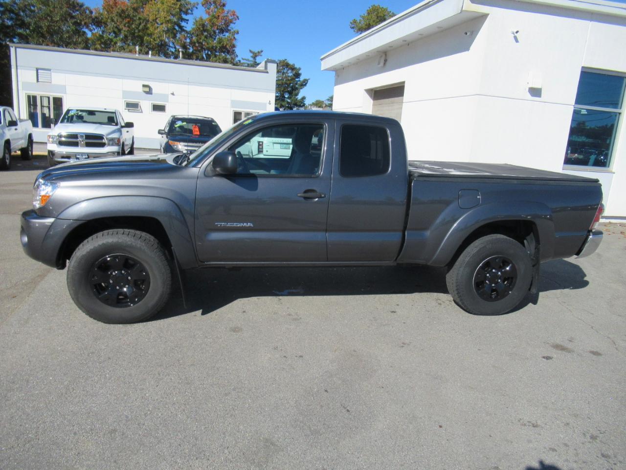 Toyota Tacoma  2011