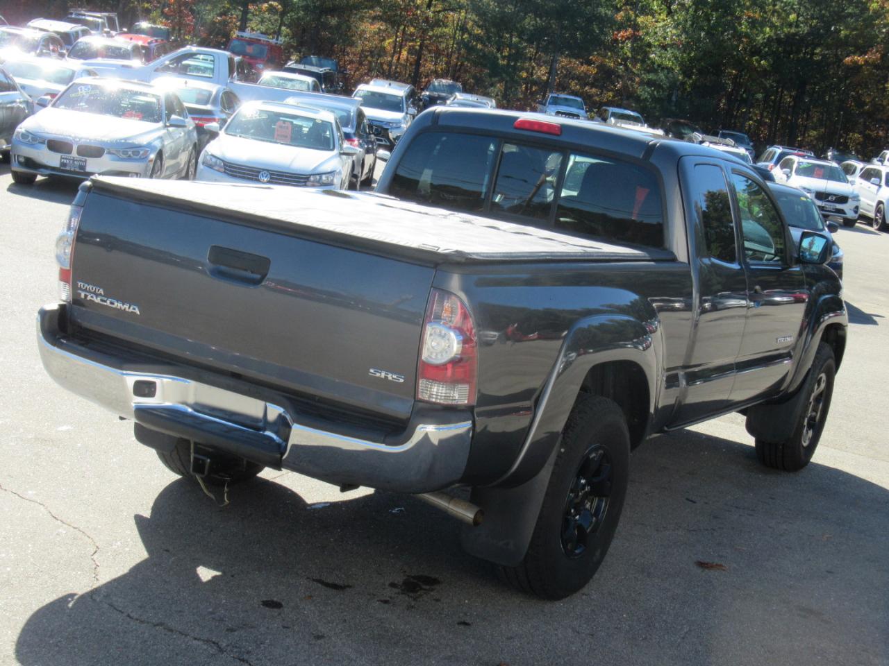 Toyota Tacoma  2011