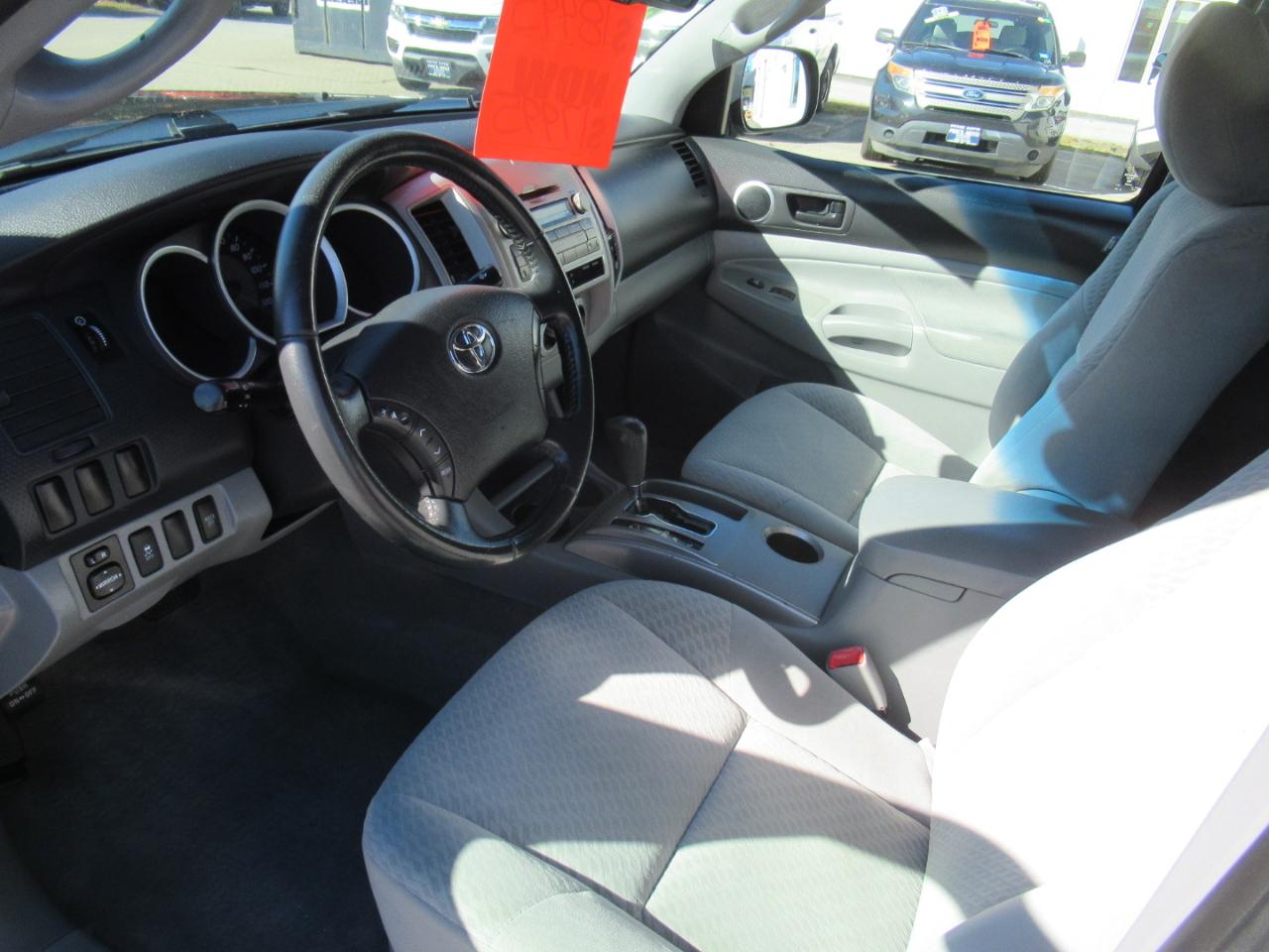 Toyota Tacoma  2011