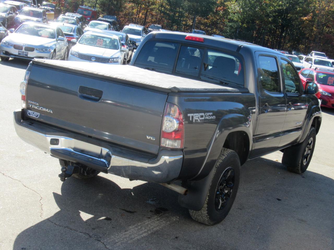 Toyota Tacoma  2013