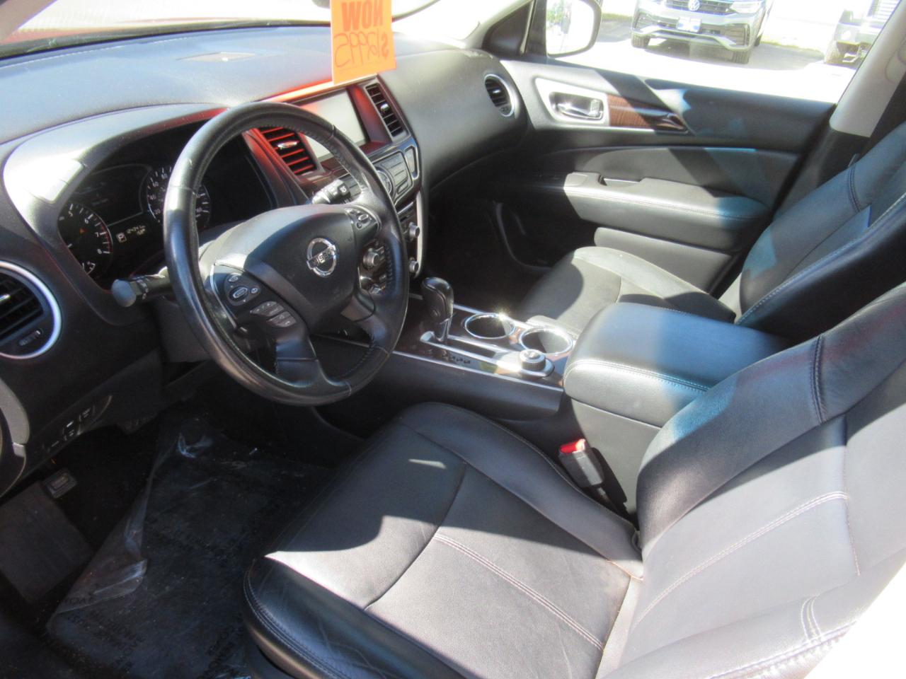 Nissan Pathfinder  2014