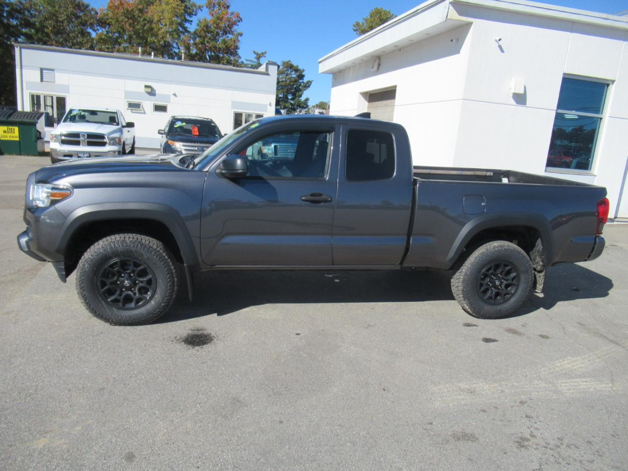 Toyota Tacoma  2019